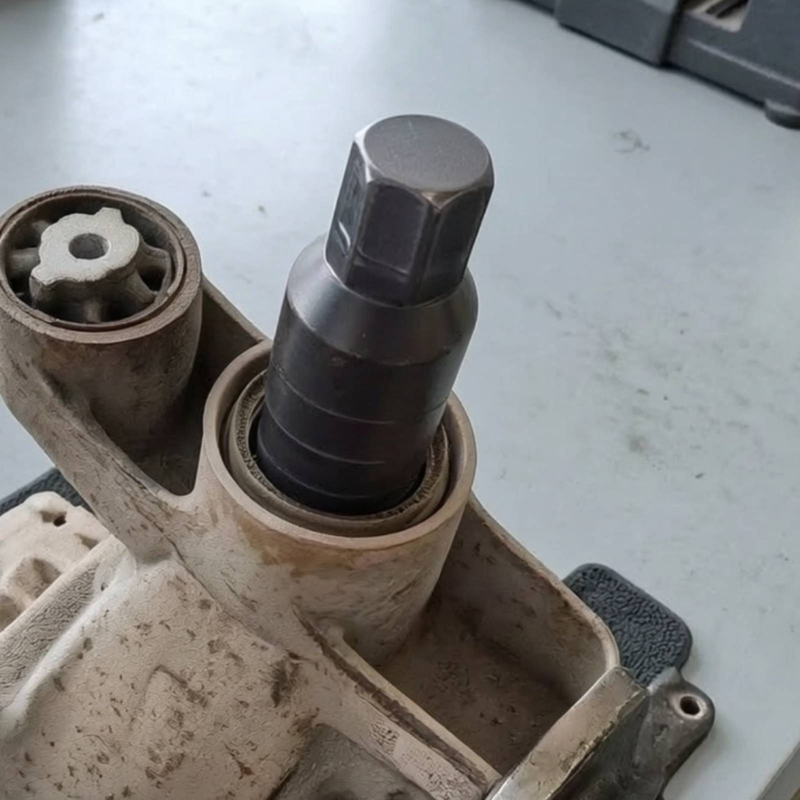 Soquete com Abas Preto Fosco,  - Auto Repair Shop In avaliação e preço